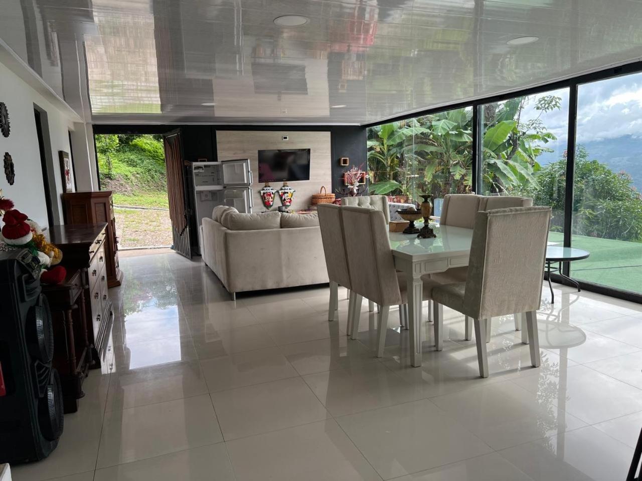 Bellavista Holiday home Villeta